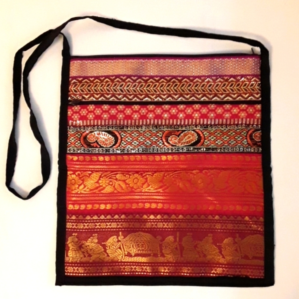 BOHEMIAN RICH COLORS SHOULDER PURSE
